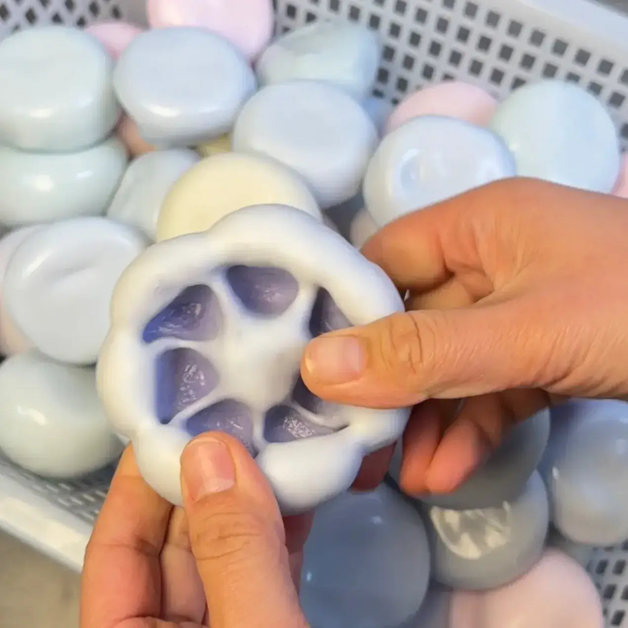 2pcs Snow Skin Glutinous Rice Handmade Ball
